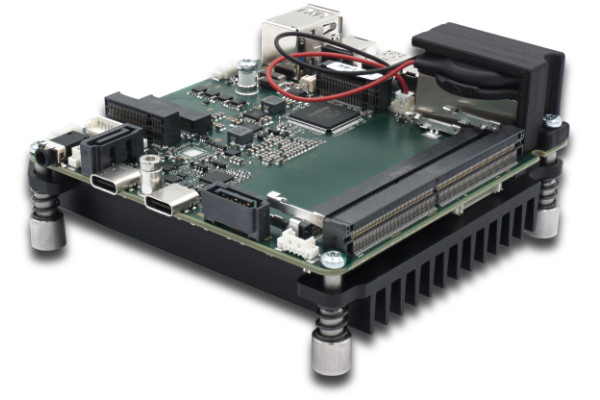 SBC PROFIVE® NUCS - AMD Ryzen™ 7 PRO 6850U